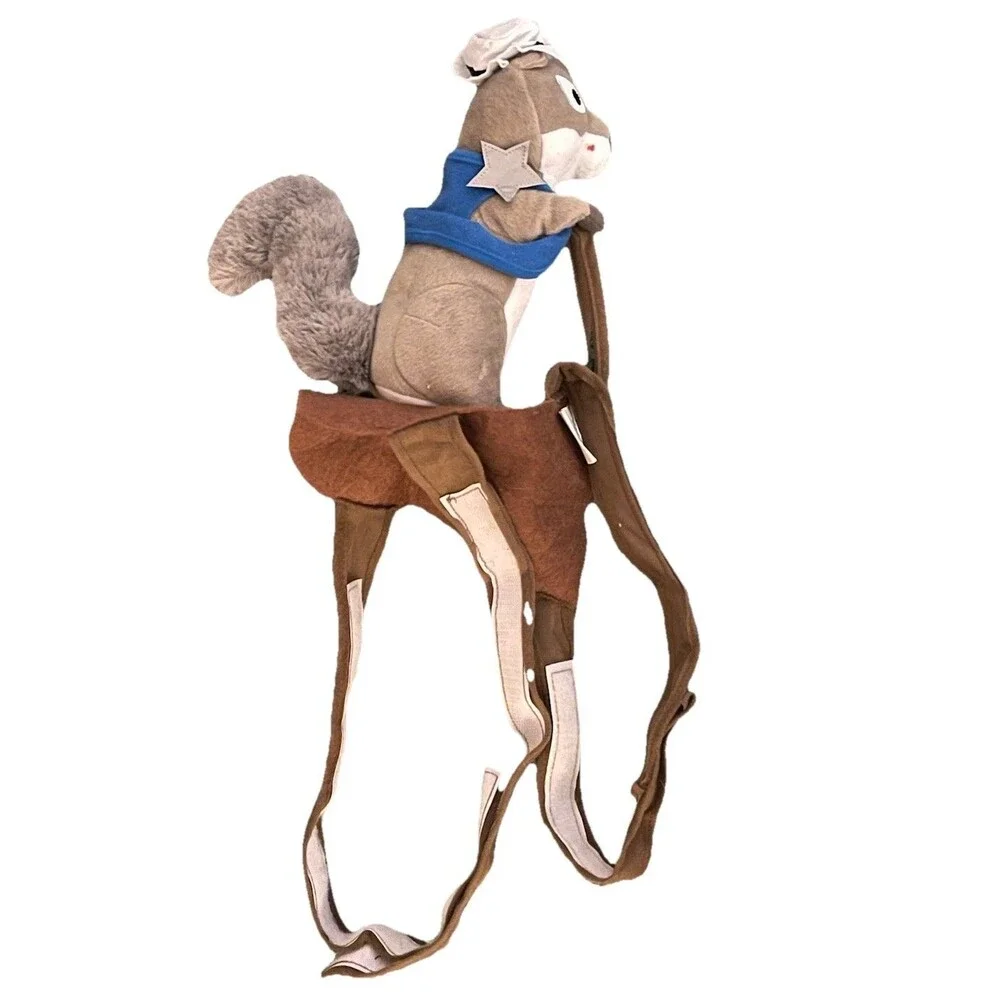 HYDE and EEK Squirrel Rider Medium/Large